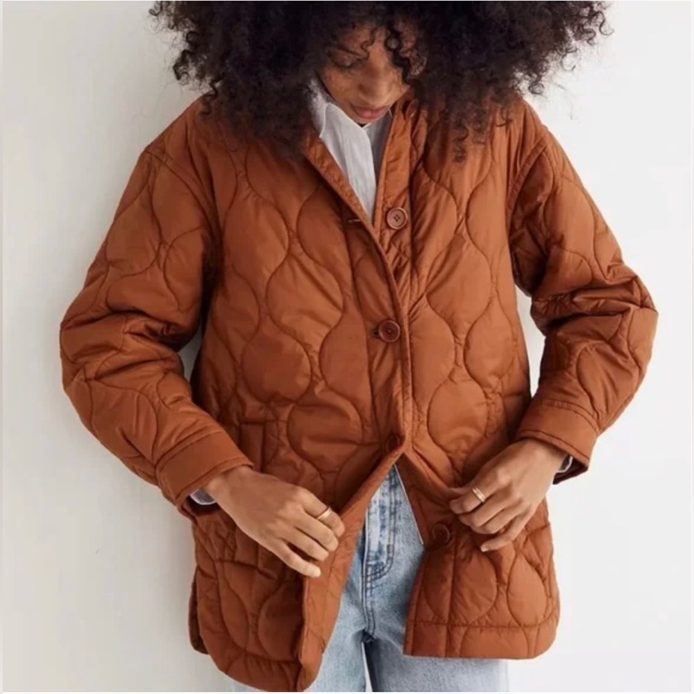 Madewell Airpuff Shirt-Jacket
Size small 
Pit to pit 21”
Length 30”
